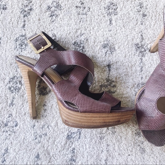 Nine West || Heels - Picture 2 of 12